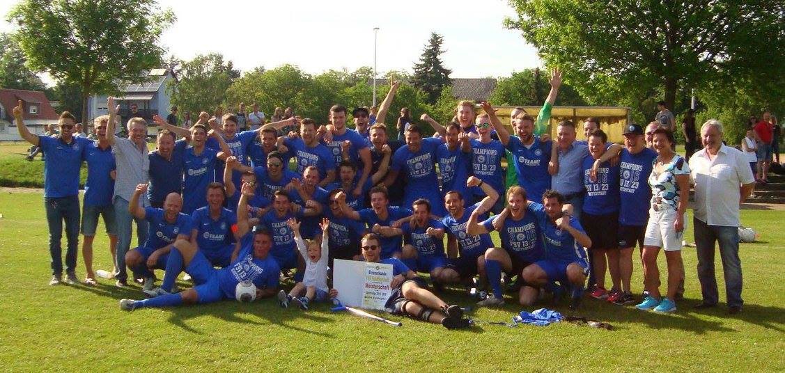 Bilder der Meisterfeier 2016 Online