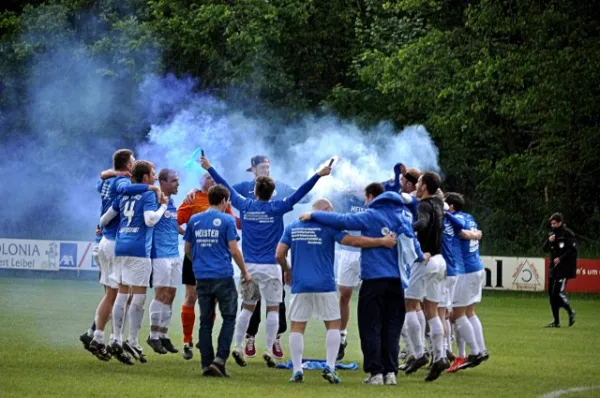 1. Mannschaft Meisterfeier 2014