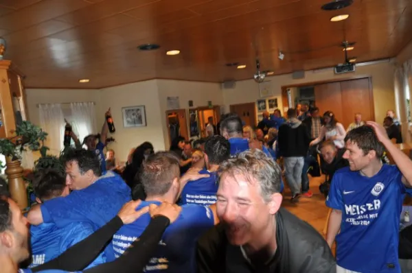 1. Mannschaft Meisterfeier 2014