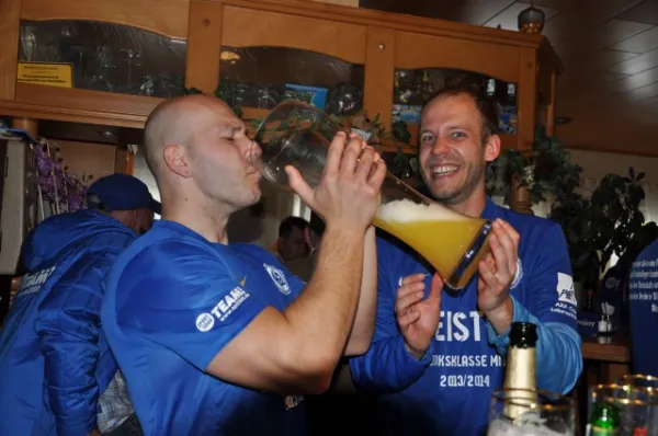 1. Mannschaft Meisterfeier 2014